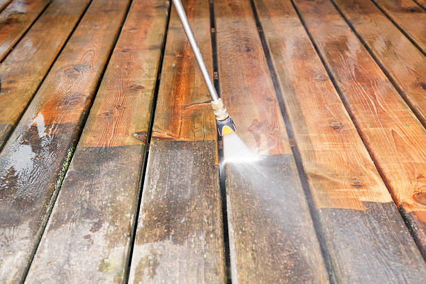 Best Deck Pressure Washing  in Lake Stevens, WA